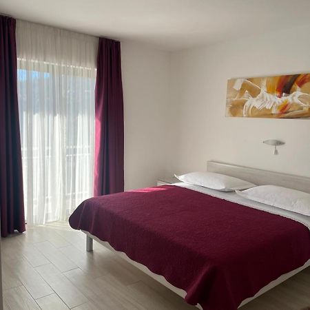 Apartman Tessa Вела-Лука Экстерьер фото